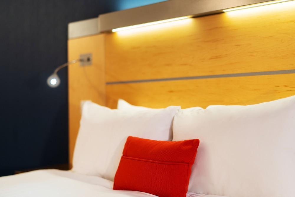Express By Ihg 3*