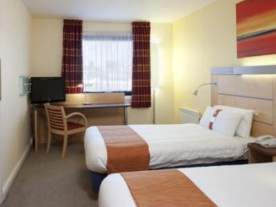 Express By Ihg Hotel