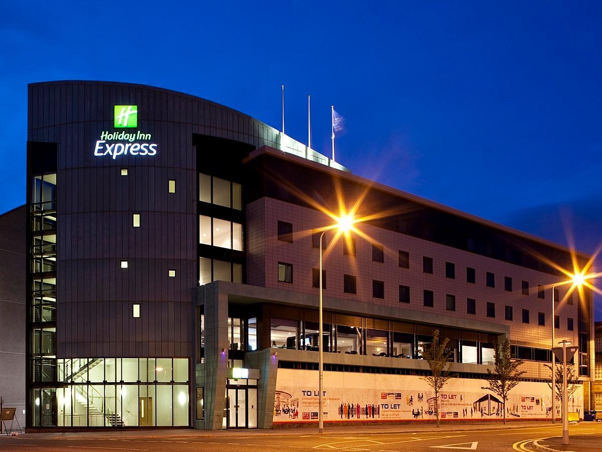Express By Ihg Hotel