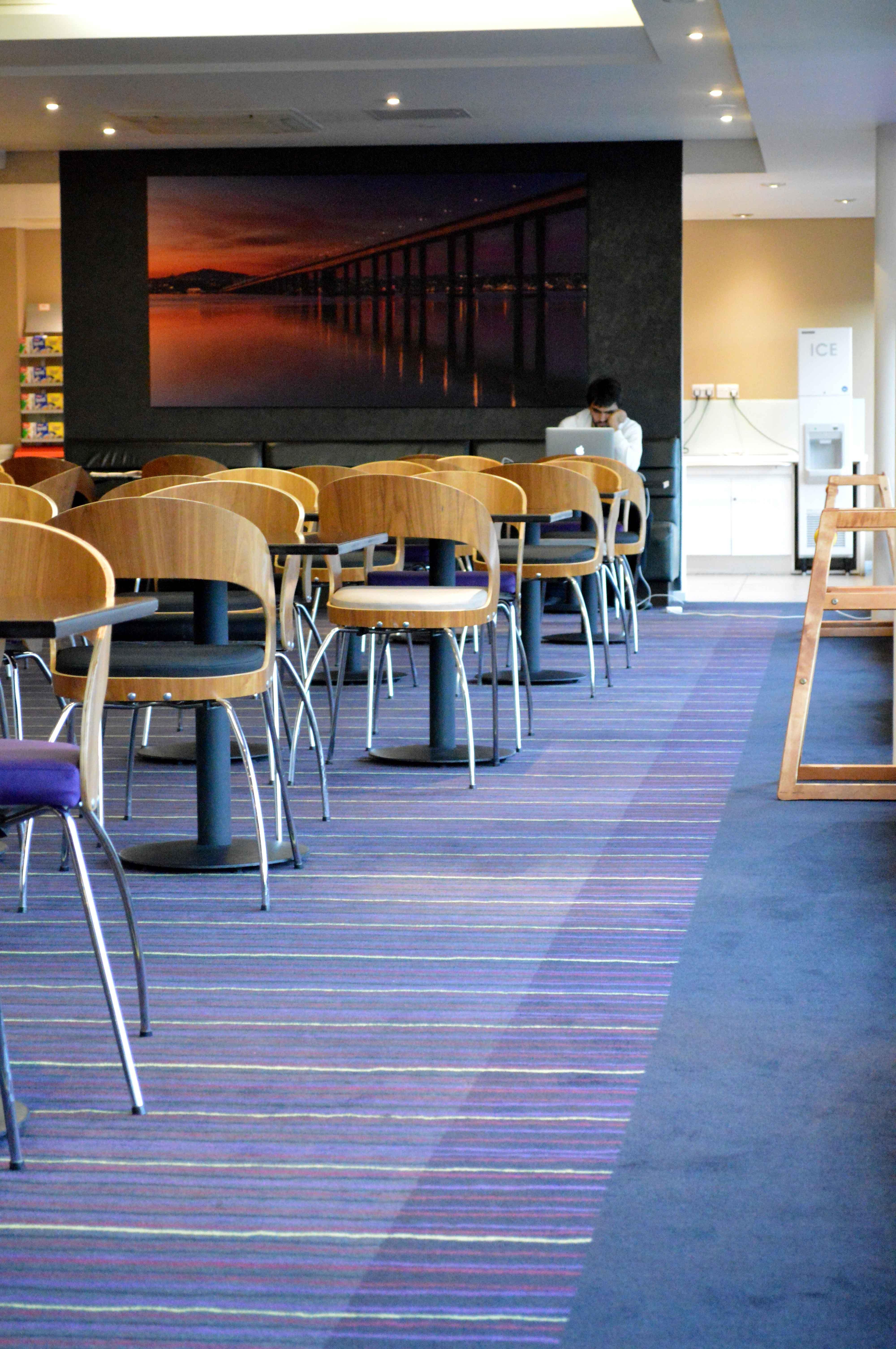 Express By Ihg 3*